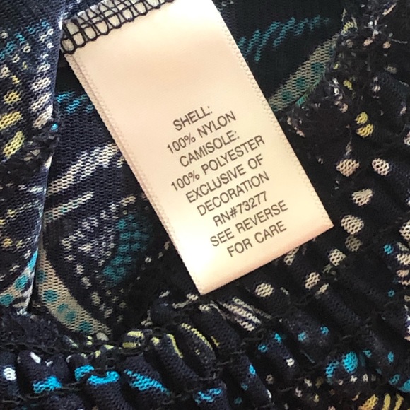 Apt  9 Sheer Paisley Print Blouse Size Large - Picture 5 of 5